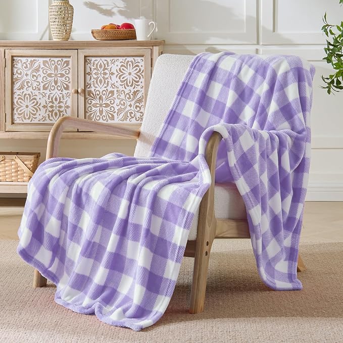 BEDELITE Plaid Fleece Throw Blanket, Purple & White Buffalo 50x60 Throw | 100% Polyester Microfibe, Soft Cozy, Lightweight Warm, Classic Buffalo Plaid, Room Decor, Gift for Women Girls, for Couch Bed
