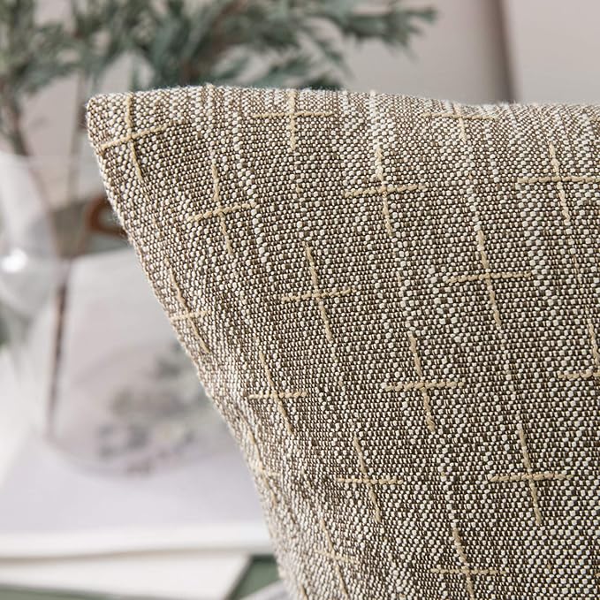 MIULEE Pack of 2 Decorative Burlap Linen Throw Pillow Covers Modern Farmhouse Pillowcase Rustic Woven Textured Cushion Cover for Sofa Couch Bed 20x20 Inch Light Brown