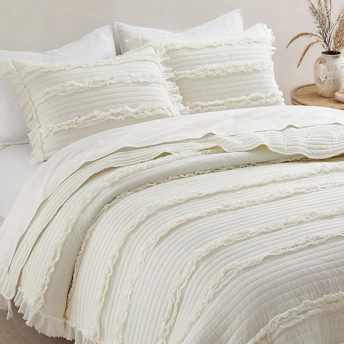 Ultra Soft Ruffle Fringed Quilt Queen Size,Shabby Chic Rustic Cream White Bedding Set, Stone Washed Boho Decorative Quilt with 2 Pillow Shams for All Season