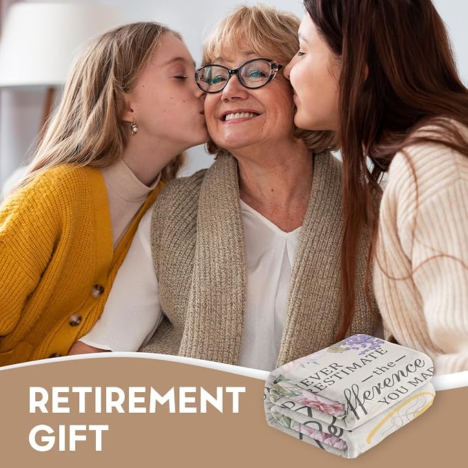 Retirement Gift for Woman, Retirement Blanket for Women/Men 2026, 80"x60" | Happy Retired Gifts Retirement Party Decorations, Funny Farewell Gifts for Coworker, Retirement Throw for Teacher, Nurse, Mom