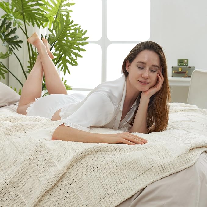 Knit Throw Blanket, Soft Chenille Cozy Breathable Checkered Chunky Decorative Blanket for Couch, Bed & Sofa, French-Inspired Lightweight Warm Gift for Women, Ivory, 50"x60"