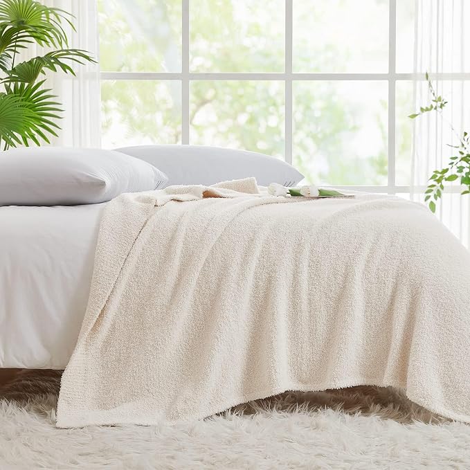 Kids Blanket for Boys Girls 30x40 inches, Soft Cozy Fuzzy Swaddle Throw Blanket for Crib Stroller, White