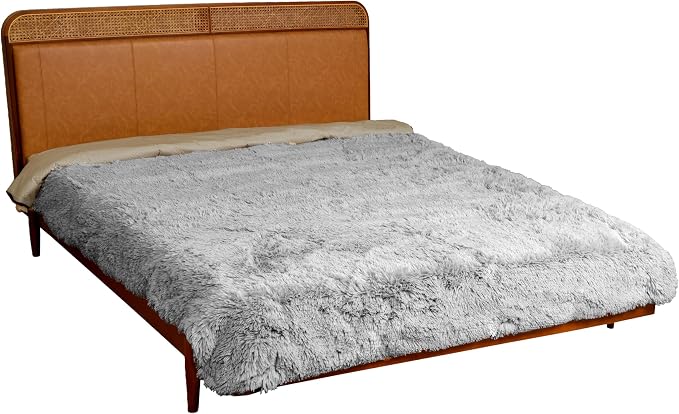 Waterproof Dog Bed Cover, Dog Pad Soft Plush Pet Blanket with Anti-Slip Back for Bed Couch Sofa, Furniture Protector for Small, Medium and Large Dogs and Cats (Light Gray, 68"x82")