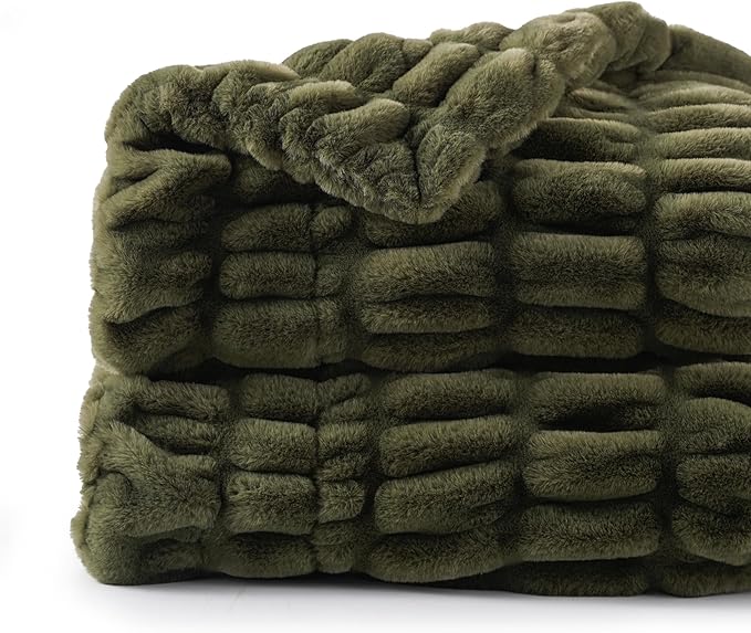 BATTILO Super Soft Faux Fur Throw Blanket for Couch, 50"x60", Double Side | Olive Green Throw Blanket, Bubble Blanket, Cozy Plush Warm Fluffy Faux Fur Blanket For Bed, Sofa Living Room