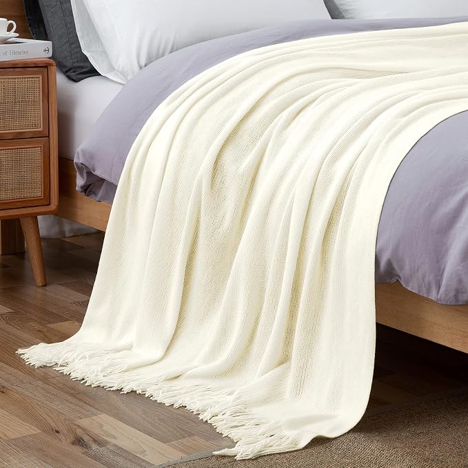 Vonty Ivory White Knitted Throw Blanket with Tassels Fringe, 50x60 Acrylic | Super Soft And Lightweight, Year-Round Cozy Warmth, Farmhouse Decorative Style, Machine Washable, for Couch, Sofa or Bed