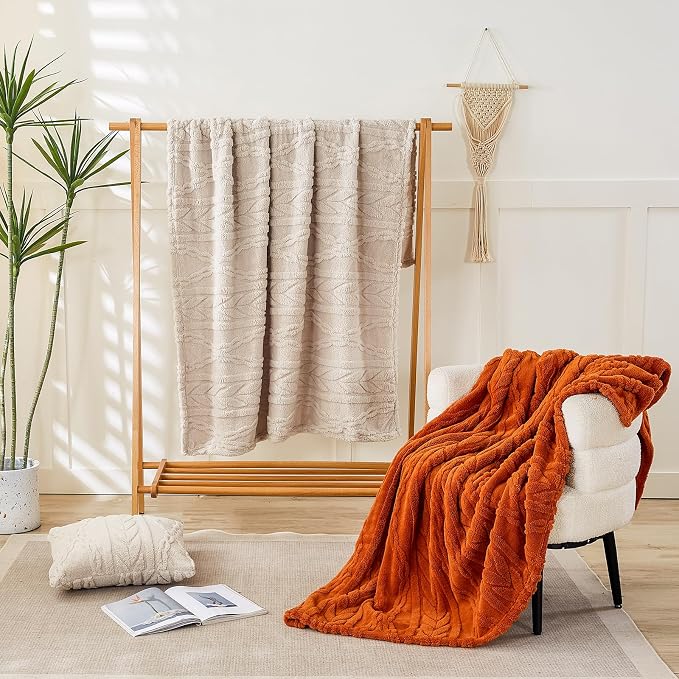 YUSOKI Sherpa Fleece Large Throw Blanket, Linen, 50"x65" | 3D Stylish Design,320GSM, Non-Shedding, Lightweight for All Season Use, stays fluffy after repeated washes, Perfect Gifts