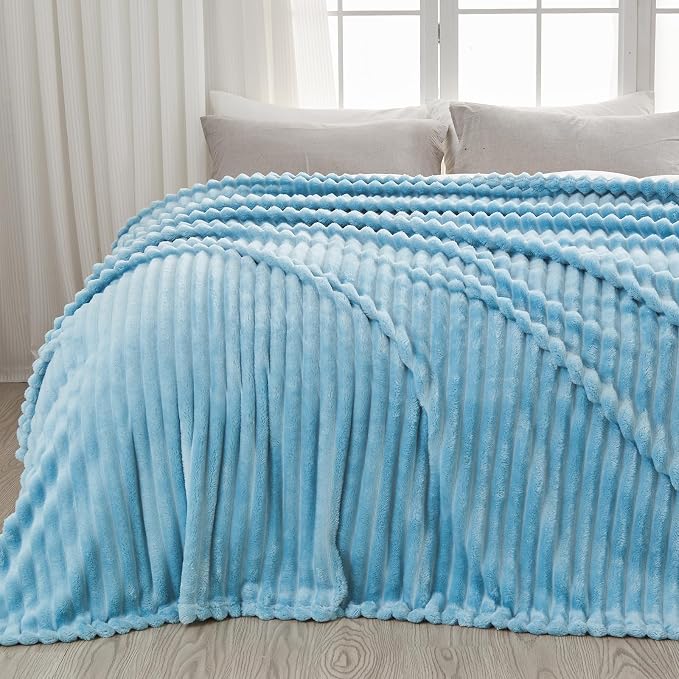 NEWCOSPLAY Fleece Ribbed Cozy Queen Blanket for Couch, Blue, 90"x90" | Premium Silky Flannel Blanket, Soft Lightweight Fluffy Throw Blanket for Bed Sofa Decor, Gift for All Season Use