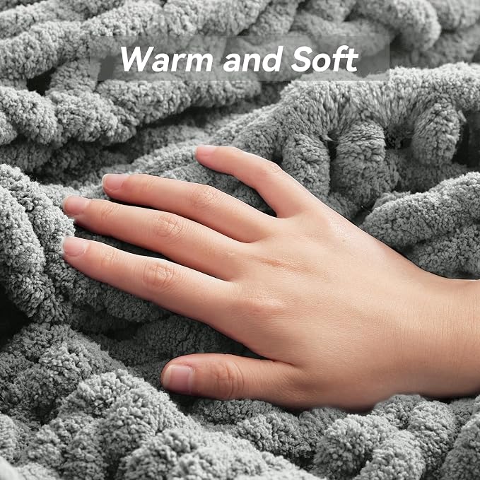 Negwoo Chunky Knit Throw Blanket, Knitted Throw Chenille Yarn, 30"*40" | Soft Thick Cable Knitted Blankets, Handmade Big Thick Blanket, Machine Washable Cute Comfy Blanket for Home Decor, Light grey