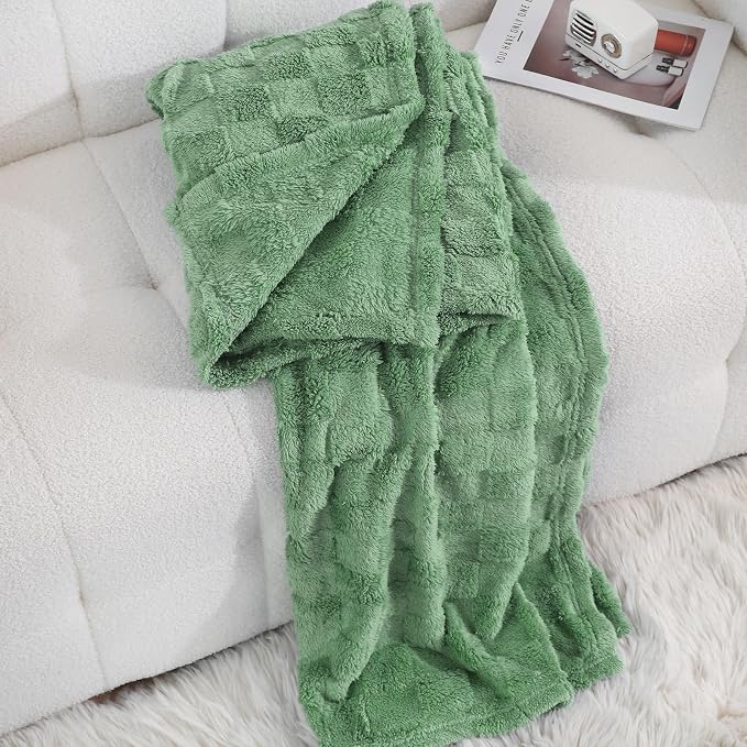 Sage Green Fleece Throw Blanket 60”×80”Checkered Design for Couch | Super Soft Cozy Plush Microfiber 3D Square Pattern Flannel Blanket for Sofa Bed Lightweight for Adults,Women