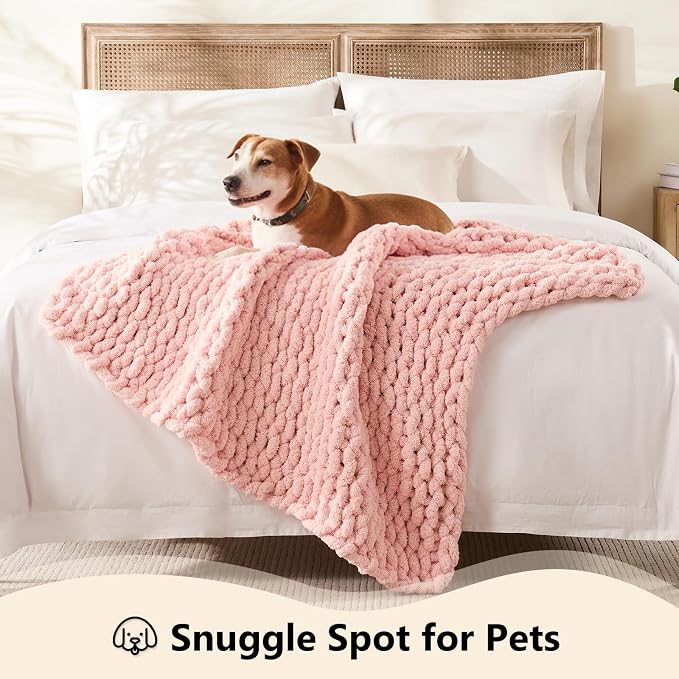 L'AGRATY Chunky Knit Throw Blanket for Couch, 30'' x 40'' Knit Throw, Pink | Handmade Chenille Crochet Blanket for Sofa Bed, Thick Cable Knitted Blankets for Room Home Decor, Birthday Gift for Women Mom