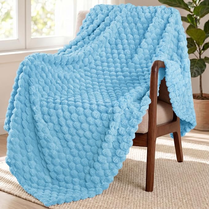 Exclusivo Mezcla Large 3D Fleece Throw Blanket for Couch, Blue | Extra Soft Fuzzy Plush Lightweight Throws, Cozy Fluffy Decorative Blankets for All Seasons, 50x70 Inches