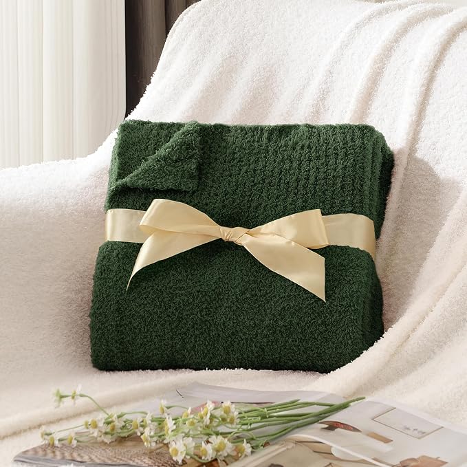 Emerald Green Throw Blanket for Bed, Super Soft Knit Blankets, Cozy Fleece Fuzzy Fluffy Plush Chenille Throws Blanket for Couch, Sofa, Dark Green, 60 x 80 inches
