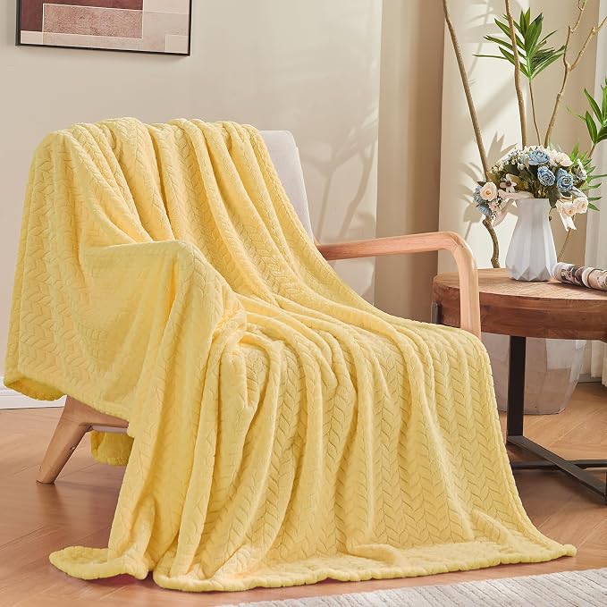 inhand Fleece Twin Blanket for Bed Champagne Gold Throw Blanket for Couch Super Soft Cozy Warm Blankets and Throws Lightweight Fuzzy Large Blanket for Sofa Bed Office,60x90 inches