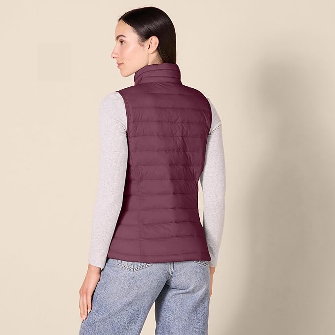 Amazon Essentials Women's Lightweight Water-Resistant Packable Puffer Vest