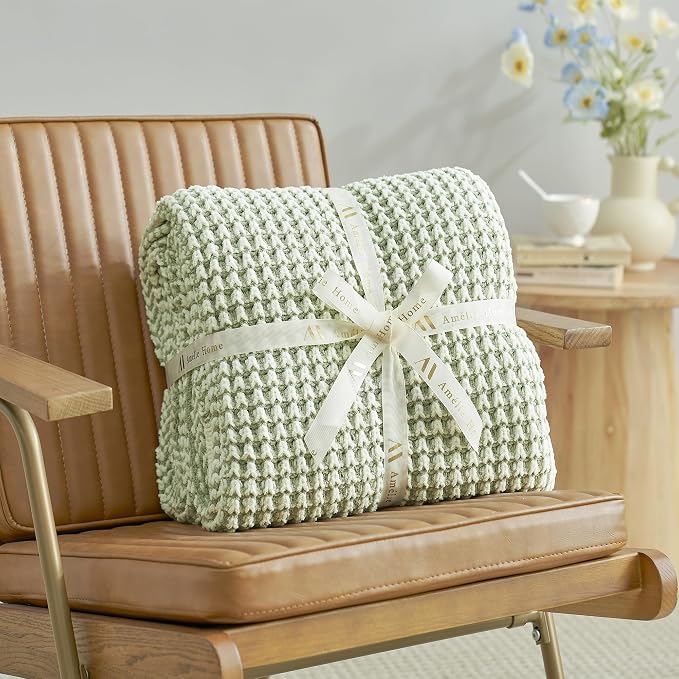 Knit Throw Blanket, Soft Chenille Cozy Breathable Pineapple Chunky Decorative Blanket for Couch, Bed & Sofa, French-Inspired Lightweight Warm Gift for Women, Sage Green, 60"x80"