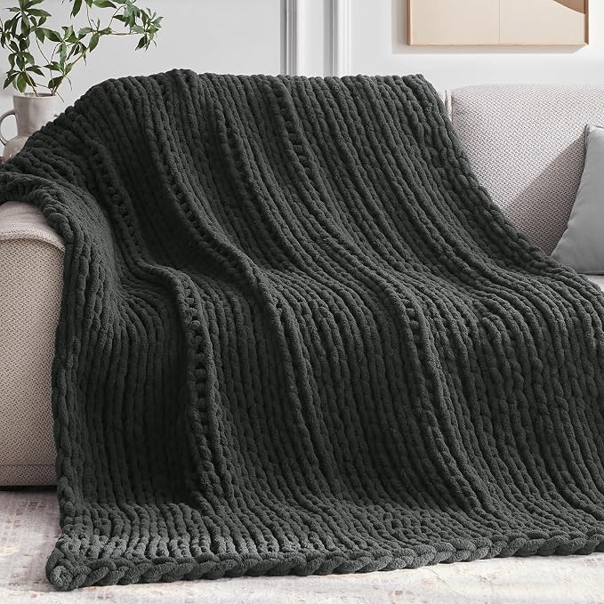 Negwoo Chunky Knit Throw Blanket, Knitted Throw Chenille Yarn, 40"*50" | Soft Thick Cable Knitted Blankets, Handmade Big Thick Blanket, Machine Washable Cute Comfy Blanket for Home Decor, Dark grey