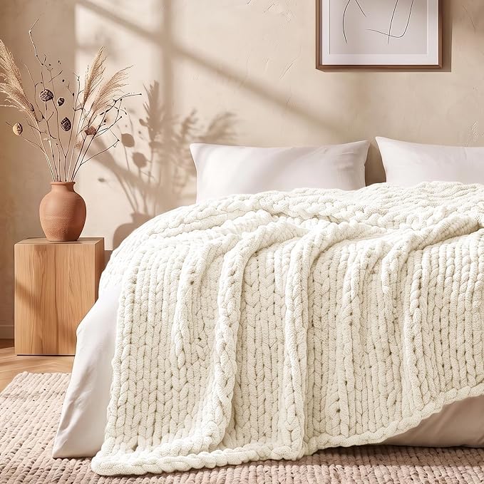 L'AGRATY Chunky Knit Throw Blanket for Couch, 50'' x 70'' Knit Throw, Ivory | Handmade Chenille Crochet Blanket for Sofa Bed, Thick Cable Knitted Blankets for Room Home Decor, Birthday Gift for Women Mom