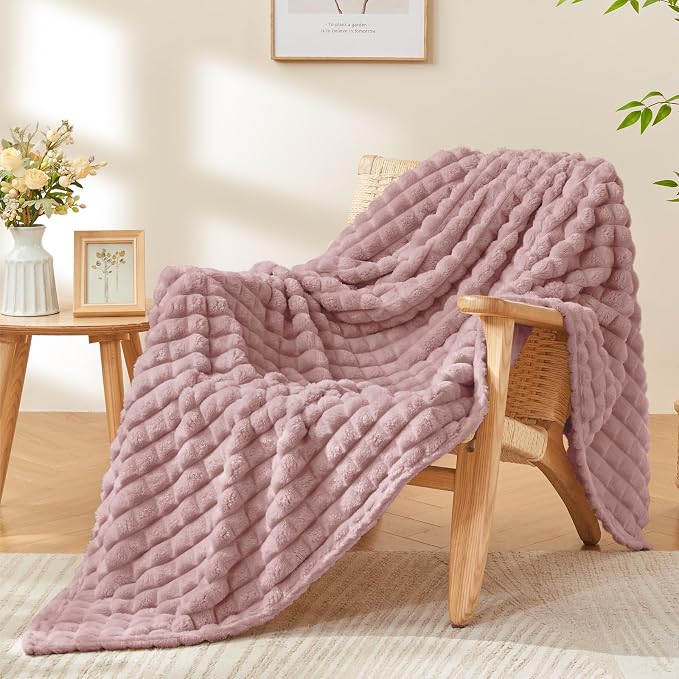 BEDELITE Berry Purple Fleece Throw Blanket for Couch, 50x60 Inches | Soft Warm Fuzzy Fluffy Blanket for Bed Sofa, Lightweight Plush Cozy Blankets for Home Room Decor, Gift for Women, All Season