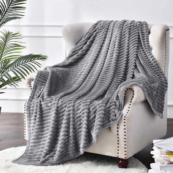BEDELITE 3D Ribbed Jacquard Grey Fleece Twin Blanket for Bed, 60x80 Inch | Soft Warm Decorative Fluffy Blanket, Cozy Plush Lightweight Fuzzy Throw Blanket for Couch Sofa Room Decor, Gift for Women