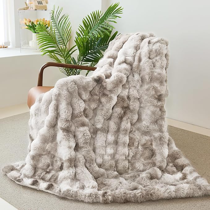 Faux Rabbit Fur Throw Blanket for Couch Gifts for Mom 50"x60" Tie-dye Khaki | Cozy Reversible Fluffy Throw, Luxury Plush Thick Bubble Blanket, Mothers Gifts for Women, Soft Warm for Bed, Home Decor