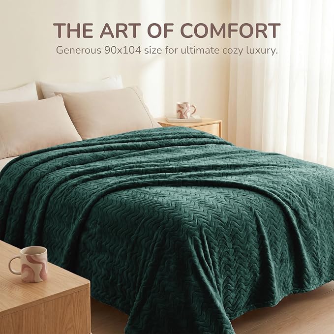 Exclusivo Mezcla Soft Fleece Blanket Queen Size for Bed, Sofa, Forest Green | 90"x90" Breathable Lightweight Flannel Blanket for Summer, Plush Cozy Jacquard Wave for Home Decor