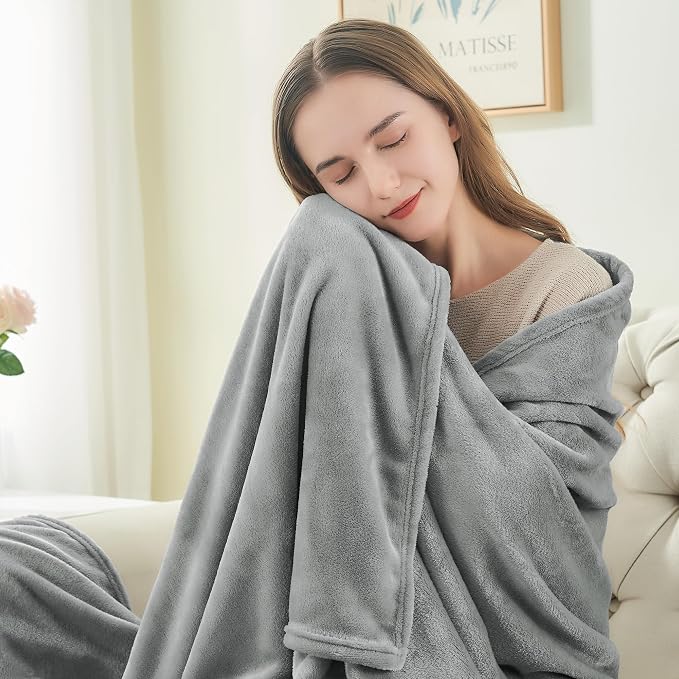 BEDELITE Fleece Blanket Soft Plush Throw for Couch Grey 50"x70" | Ultra Soft Fleece, Plush Microfiber, Lightweight Warmth, All Season Comfort, Fade Resistant, Machine Washable, Couch Sofa Bed