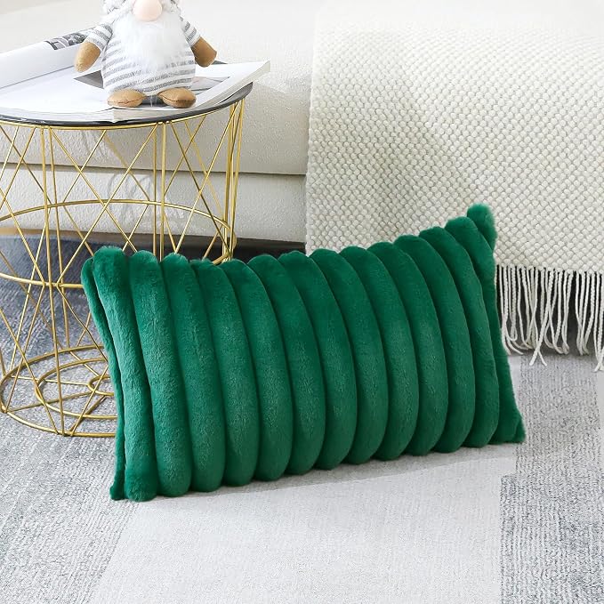 Soleebee Set of 2 Throw Pillow Covers Soft Cozy Velvet Pillowcase Faux Rabbit Fur Cover for Couch Sofa Bed Chair Home Decorative Pillows Cover (12x20 Inch, Christmas Green)