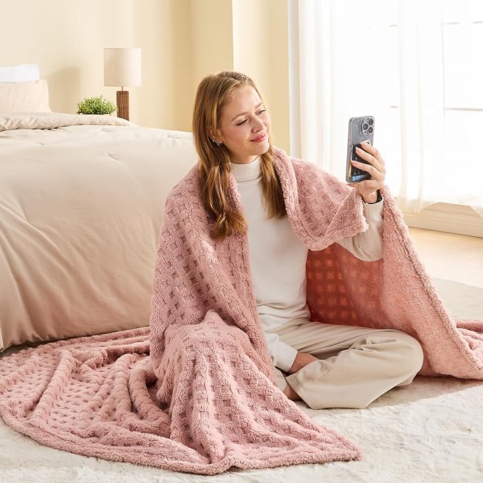 NEWCOSPLAY 3D Waffle Checkered Flannel Twin Blanket, Pink, 60"x80" | Super Soft Cute Lightweight Decorative Premium Silky Fleece Blanket for Couch Sofa Bed, Gift for Women Men, All Season Use