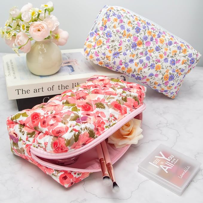 PAZIMIIK Small Quilted Makeup Bag,Zipper Cosmetic Pouch,Floral Red | Lightweight Cosmetic Bag Organizer for Women,Purse Storage Holds Makeup,Toiletries,Skincare,Beauty Essentials,Travel Items