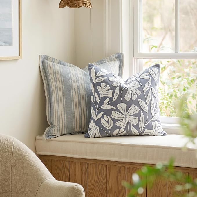 Decorative Throw Pillow Cover 20x20, Coastal Dusty Blue Velvet Accent Cushion Cover for Couch Sofa Living Room, Floral Tufted Square Pillowcase (Cover Only)