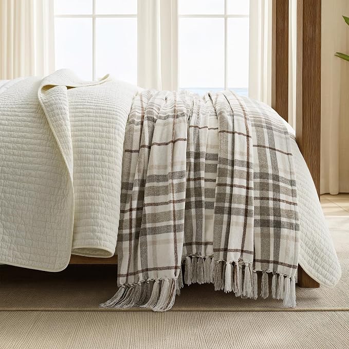 Plaid Chenille Queen Blanket for Bed, 90"x90", Beige | Super Soft Knit Throw with Tassels, Cozy, Decorative Farmhouse Plaid, Lightweight Blanket Queen Size for Couch Sofa Gift