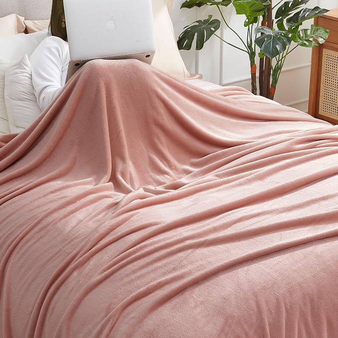Hansleep Throw XL Dusty Pink Fleece Blanket, Soft Flannel Bed Blanket | Fuzzy Cozy Blanket 50x70 Inches, Multi-use for Bed, Sofa, Couch, Travel, Camping, All Season Warm Lightweight Cover