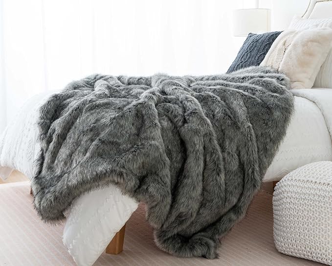 BATTILO HOME Grey Faux Fur Throw Blankets 60x80 in Luxury Decorative Fuzzy Warm Cozy Fake Fur Blanket for Bed Sofa Couch | Luxury Soft Cozy Plush Elegant Furry Fluffy Faux Fur Blanket for Couch, Sofa, Living Room, Long Pile with Black Tips