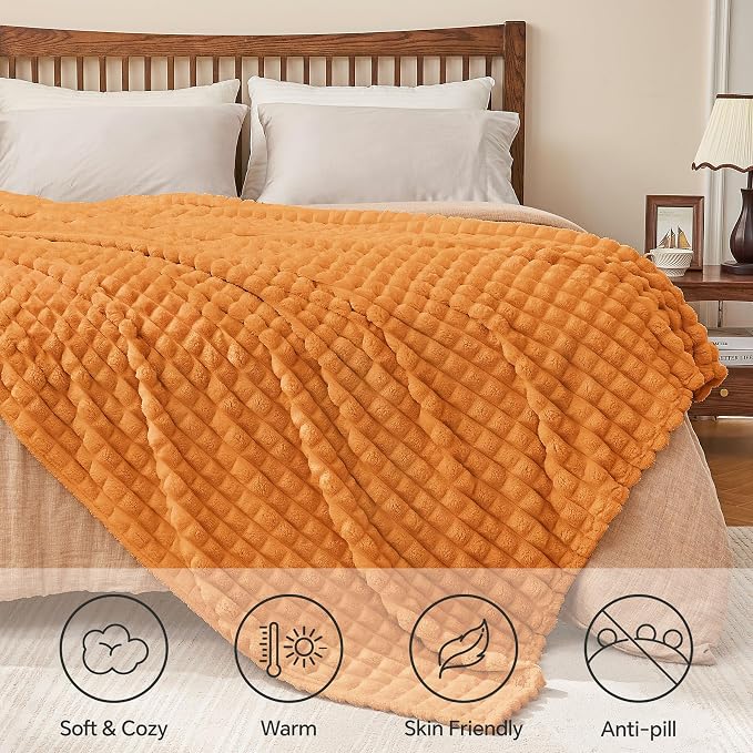 BEDELITE Burnt Orange Checked Twin Fall Throw Blanket for Bed, 60x80 Inch | Soft Warm Fuzzy Fluffy Blanket for Couch Sofa, Lightweight Plush Cozy Throws for Home Room Decor, Gift for Women, All Season