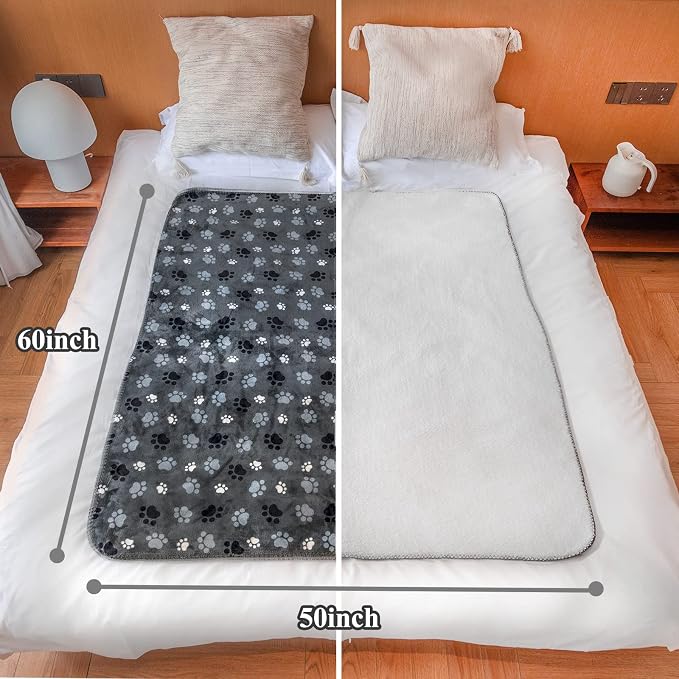Waterproof Pet Blanket for Dogs and Cats, Soft Sherpa Fleece Throw Blanket 50 * 60inch Grey Paw