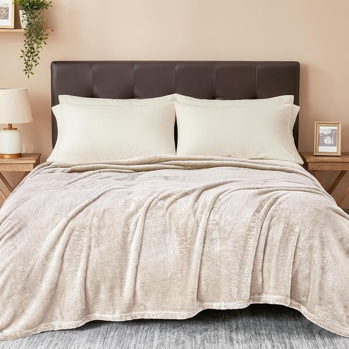 Exclusivo Mezcla Fuzzy Plush Fleece Bed Blanket Queen Size, Beige | 90x90 Inches, Super Soft and Cozy Bed Blanket, Fluffy Decorative Bedding for Livingroom, Bedroom, All Season