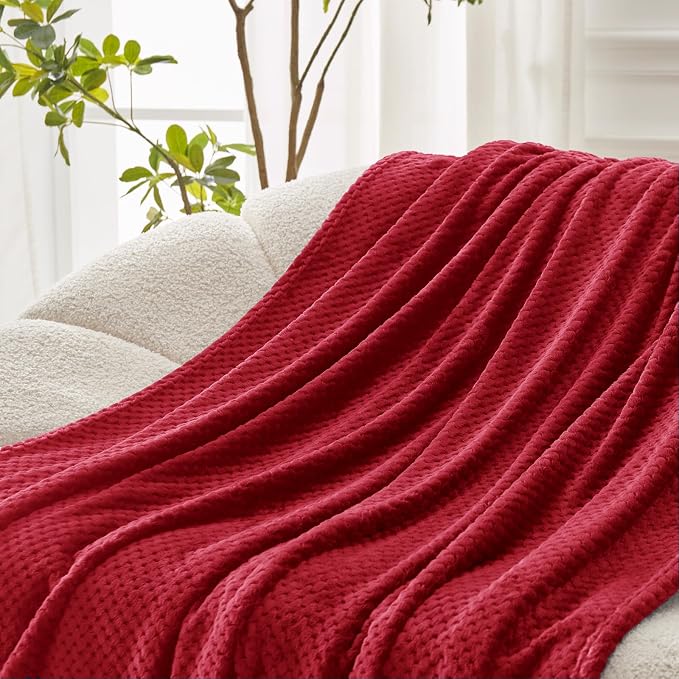 Exclusivo Mezcla Soft Waffle Fleece Bed Blanket Twin XL Size, Deep Red | Lightweight Plush Blanket for Bed, Couch, Sofa, Cozy Fluffy Design for Bedroom, Guest Room, All Season, 90x66 Inches