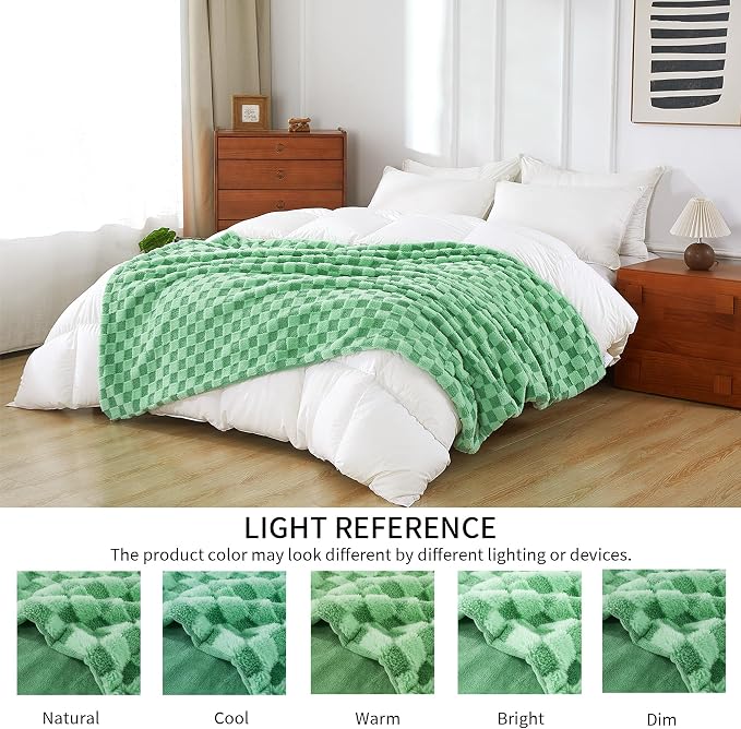 Luxury 3D Checkered Throw Blanket Reversible Thick Warm Blankets for Couch | Soft Velvet Flannel Fuzzy Plush Gift for Women