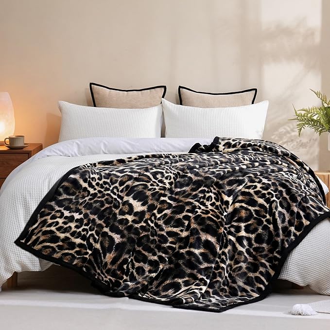 PU MEI Cheetah Fuzzy Flannel Fleece Throw Blanket for Sofa, Couch, Bed, Leopard Print Blanket Animal - Lightweight Double Sided Cozy Super Soft Blankets, 50" x 60" inches