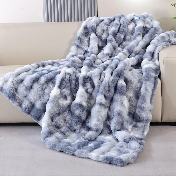 Tie-Dye Blue Faux Fur Throw Blanket for Couch, Snuggly Double-Sided Bubble Plush Blanket with Soft Flannel Back, Decorative Throw for Sofa or Bed, Machine Washable, 60 x 80, 860 GSM