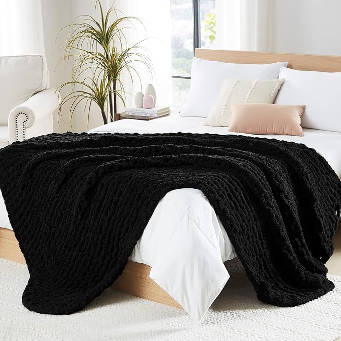 L'AGRATY Chunky Knit Throw Blanket for Couch, 80'' x 90'' Knit Throw, Black | Handmade Chenille Crochet Blanket for Sofa Bed, Thick Cable Knitted Blankets for Room Home Decor, Birthday Gift for Women Mom