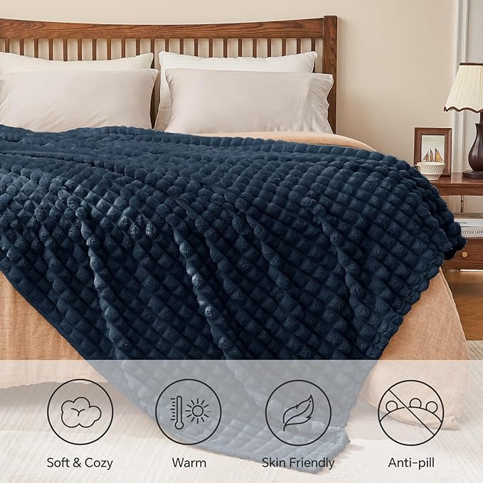 BEDELITE 3D Checked Navy Blue Fleece Throw Blanket for Couch, 50x60 Inches | Soft Warm Fuzzy Fluffy Blanket for Bed Sofa, Lightweight Plush Cozy Blankets for Home Room Decor, Gift for Women, All Season
