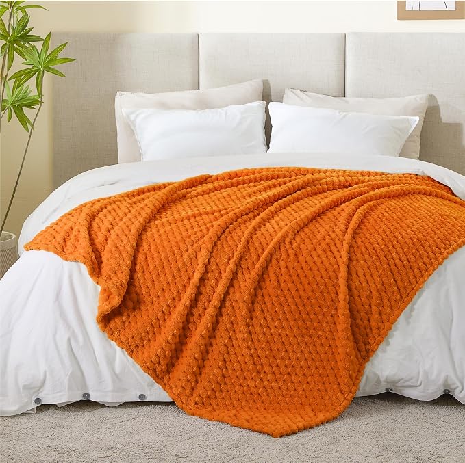 BEDELITE Fall Blanket for Couch, Soft Autumn Gifts for Women, Orange,60*80 | 3D Jacquard Decorative Fleece Blanket, Super Soft Plush Throws, Cute Birthday Gift for Women & Men, Suitable for Autumn