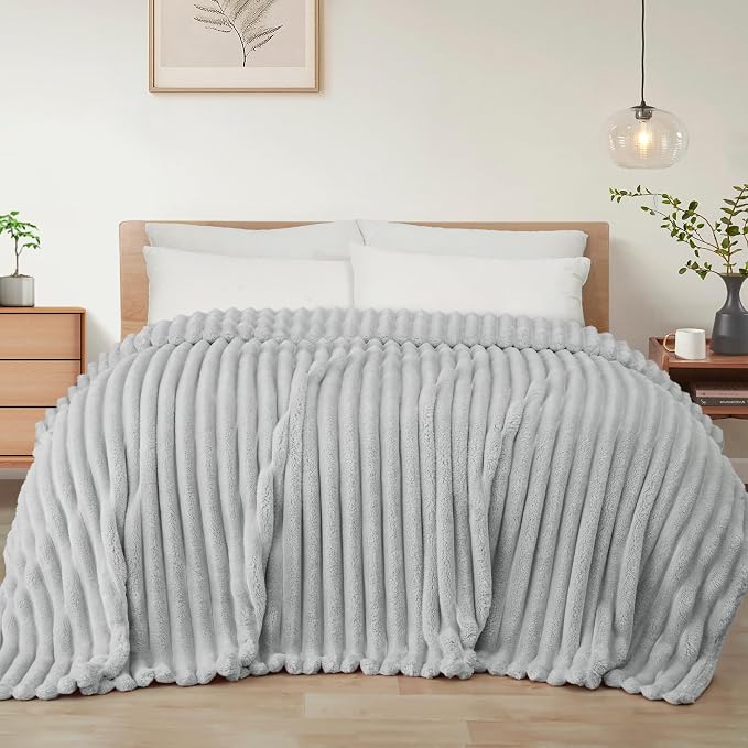 Exclusivo Mezcla Striped Twin Size Fleece Blanket for Bed, Couch, 60"x80" | Soft Breathable Cozy Bed Blankets, Lightweight Plush Fluffy Fuzzy Jacquard Decorative Blankets