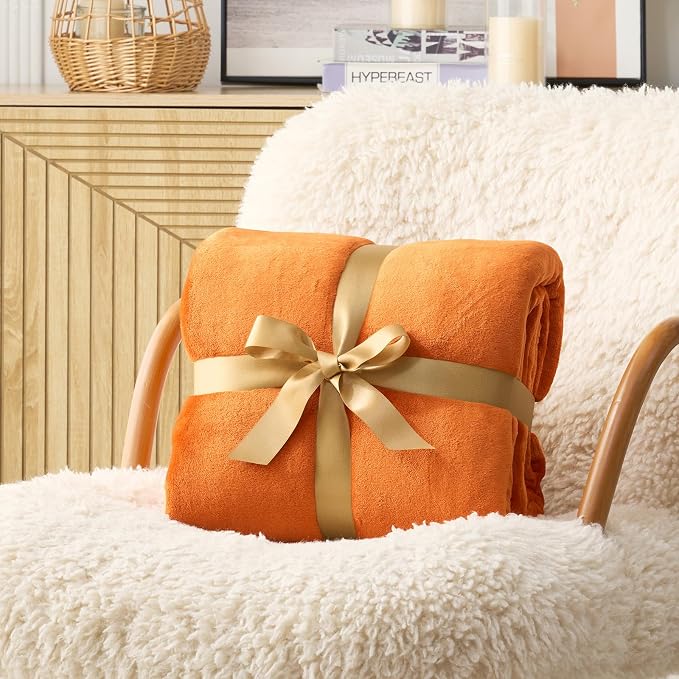 Hansleep Twin Orange Fleece Blanket, Soft Flannel Bed Blanket | Fuzzy Cozy Blanket 60x80 Inches, Multi-use for Bed, Sofa, Couch, Travel, Camping, All Season Warm Lightweight Cover