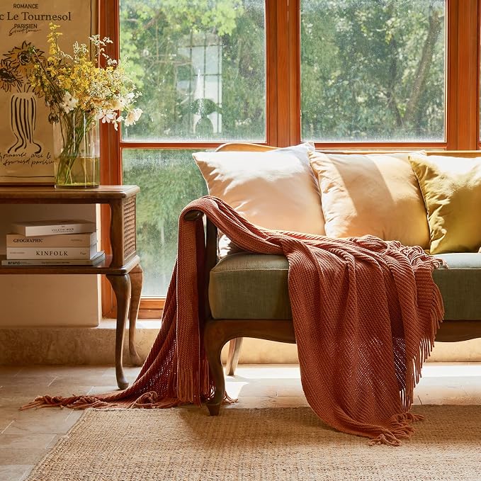 lifein Throw Blanket for Couch, Soft Boho Bed Throw,Cozy Burnt Orange Chenille Knitted Small Spring Lightweight Throw(Rust,50 * 60")
