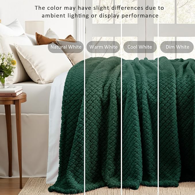 Exclusivo Mezcla Soft Fleece Throw Blanket for Couch, Forest Green | Jacquard Lightweight Cozy Throws for Bed, Sofa, Breathable Decorative Fuzzy Textured All Season Use, 50x60 Inches