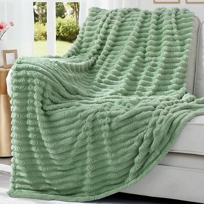 decorUhome Sage Green Fleece King Blanket 108x90 Inches | Soft Fleece Bed Cozy Fluffy Plush Flannel Large Striped Throws for Couch Sofa, Decorative Fuzzy Blanket for Woman