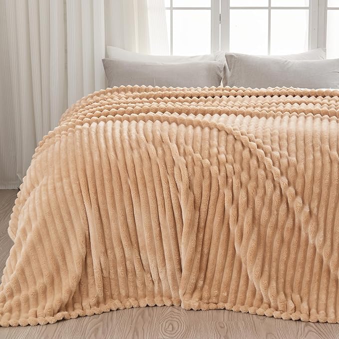 NEWCOSPLAY Fleece Ribbed Cozy Queen Blanket for Couch, Brown, 90"x90" | Premium Silky Flannel Blanket, Soft Lightweight Fluffy Throw Blanket for Bed Sofa Decor, Gift for All Season Use