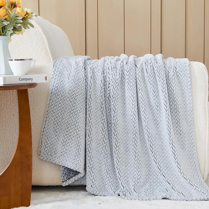 NEWCOSPLAY Fleece Leaves Pattern King Blanket, Frosty Dark Grey, 90"x110" | Super Soft Throw Blanket, Lightweight Cozy Bed Sofa Blanket, Premium Silky Flannel Fleece, Travel Blanket for All Season Use